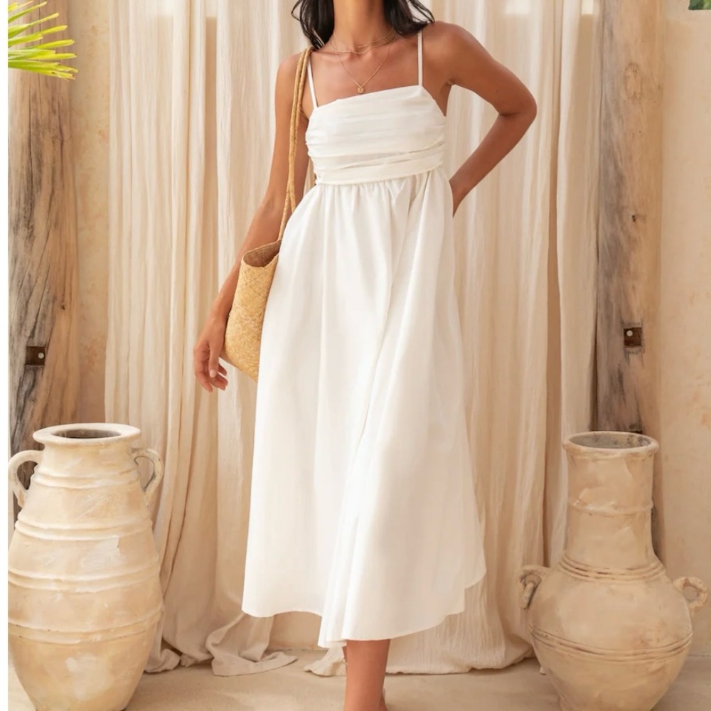 Chic White A-Line Skirt